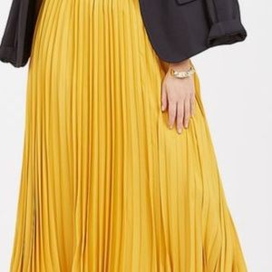 Yellow Maxi skirt